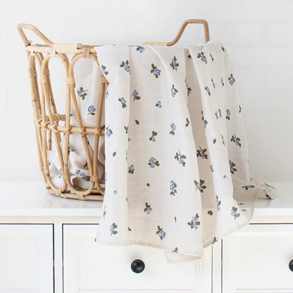 Organic Cotton Swaddle Baby Blanket with Nature Print - Blueberry